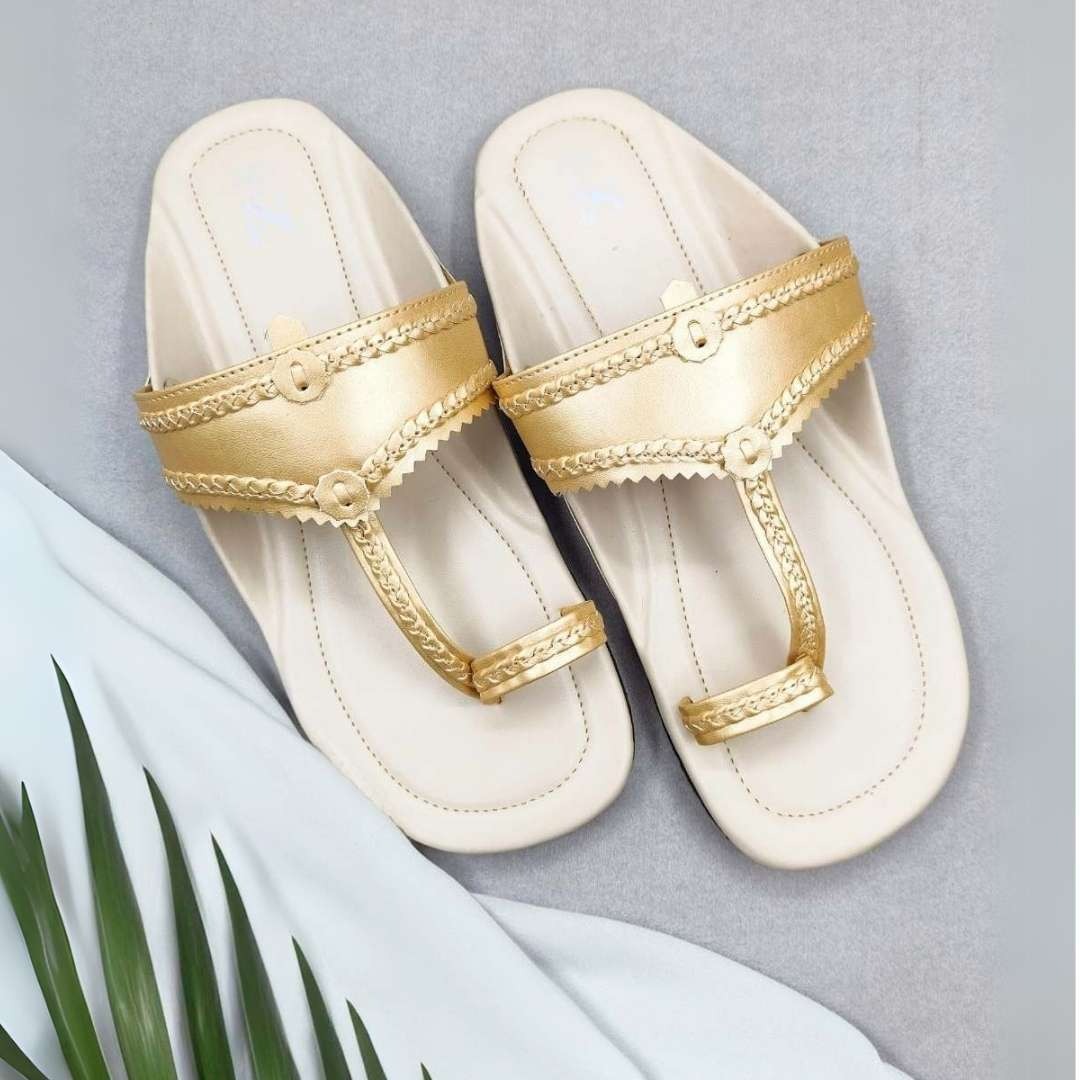 Desi Beige Light Gold