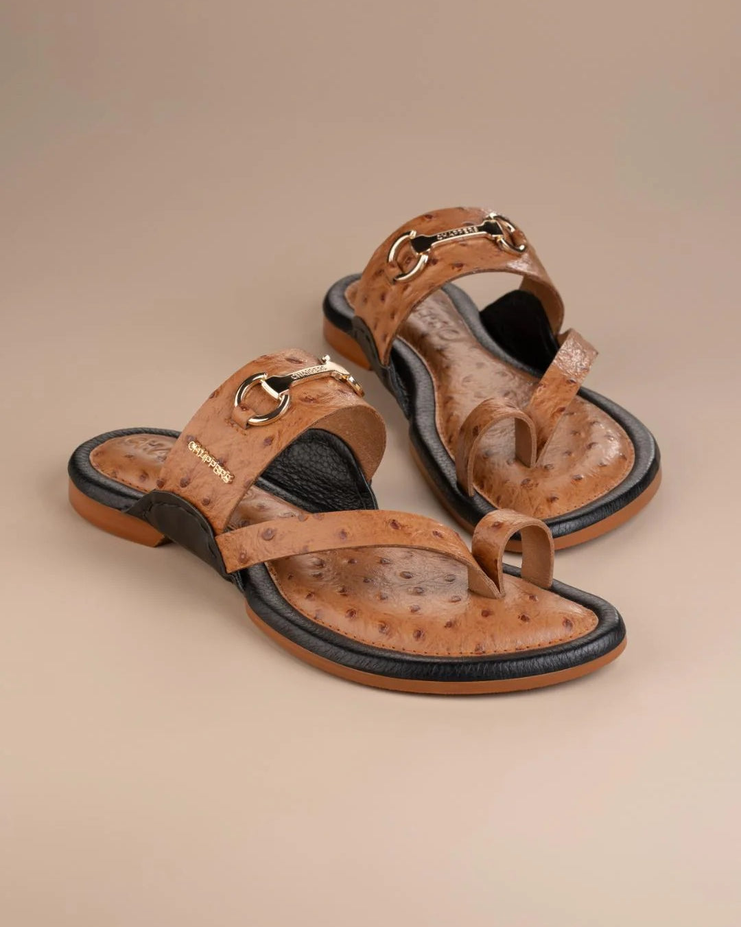 Hunter - Tan/Ostrich