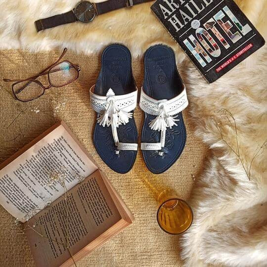 Alphabet Kolhapuri White and Blue